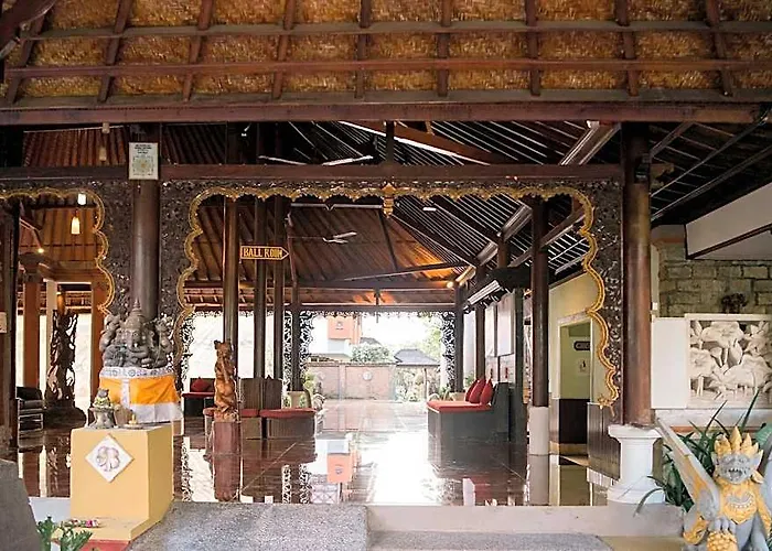 Bali Taman & 4* ロヴィーナ